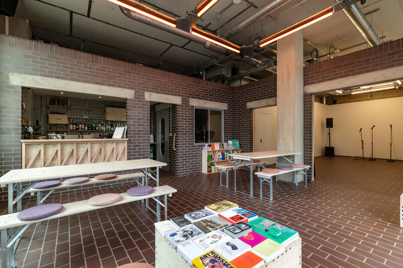 TACO!-Manalo & White-Bookshop