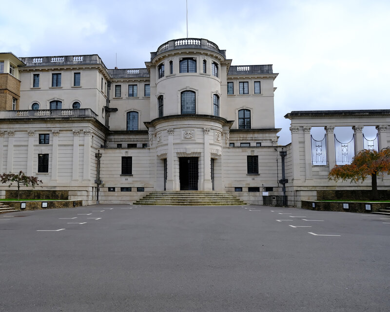 Canons House Front Entrance