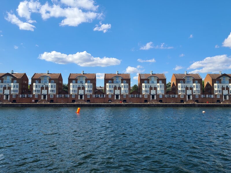 Aland Court