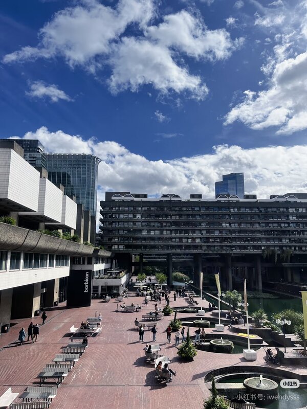 Barbican Center, by iwendysss