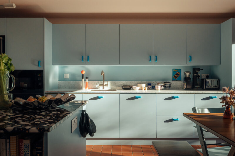 nimtim architects_Peek-a-Blue_©Jim Stephenson