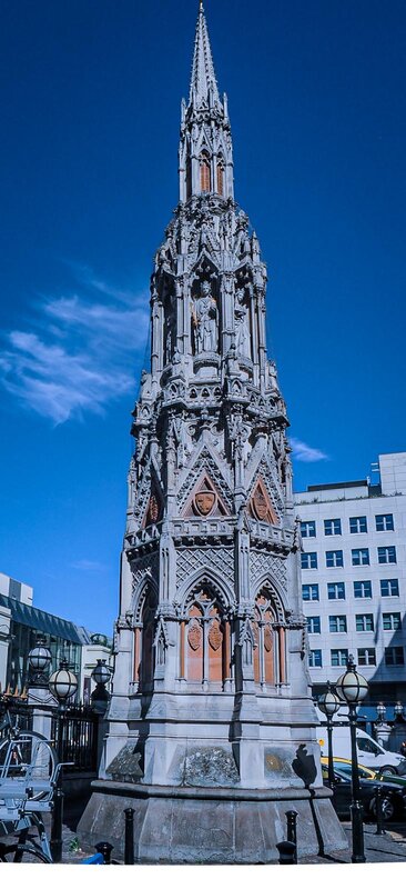 Eleanor Cross - start of walk