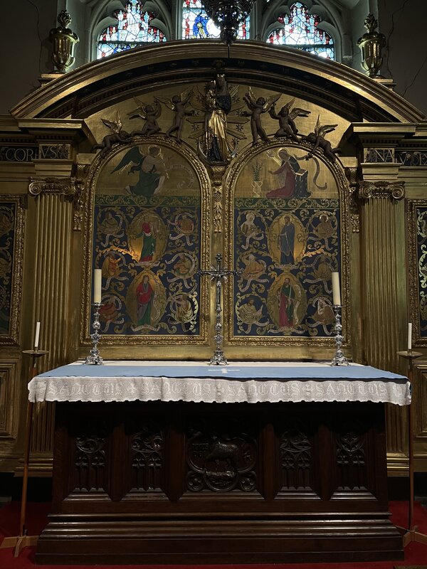 Lady Chapel Reredos by Gibbons, gilded by Comper; photo by Ceridwen Fisher