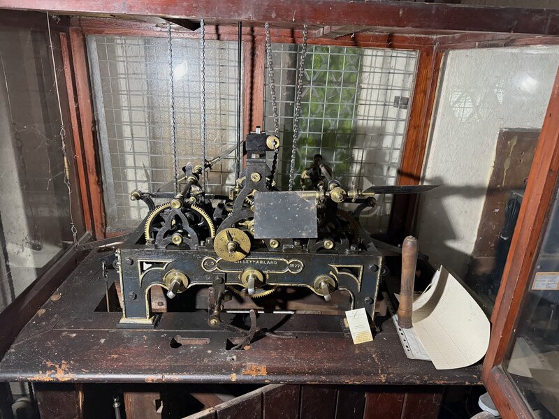 Clock and gong mechanism - Gillet & Bland 1877
